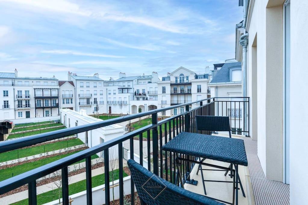 Palladium Appartement Disneyland Bmyguest Serris Dış mekan fotoğraf
